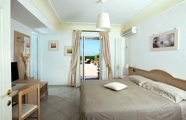 Private bathroom - Il Tramonto B&amp;B - Rooms in Anacapri Italy